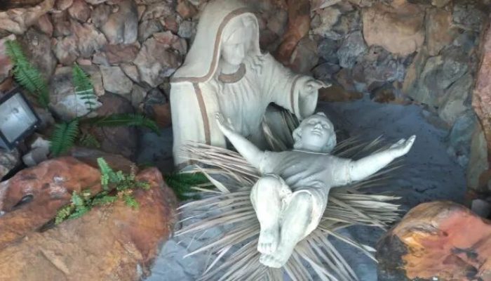 Presépio gigante transforma cidade mineira em santuário no Natal