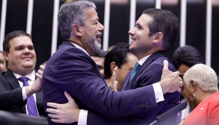 Racha? Motta reage após Lira citar 'esculhambação' na Câmara