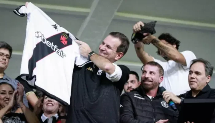 Rio surpreende e terá ponto facultativo em finais de Flamengo