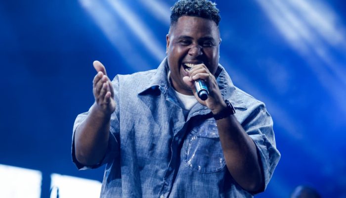 Samba estreia programação musical da Fenagro e contagia público