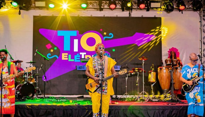 Tio Elétrico celebra a chegada do verão na Varanda do