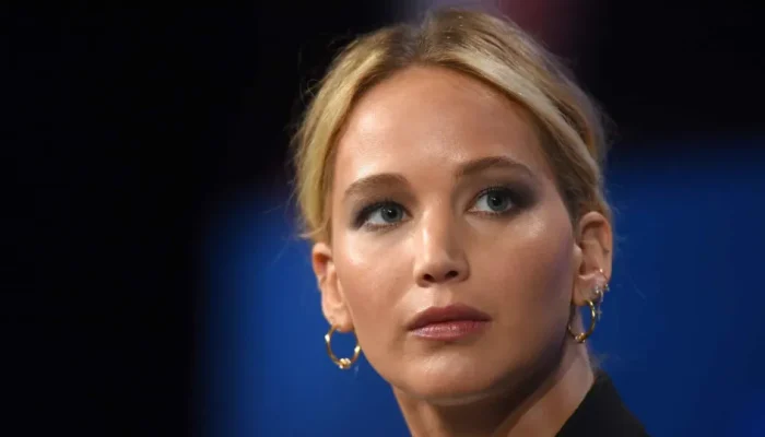 Todo-o-sistema-esta-manipulado-diz-Jennifer-Lawrence-sobre-padroes.webp.webp