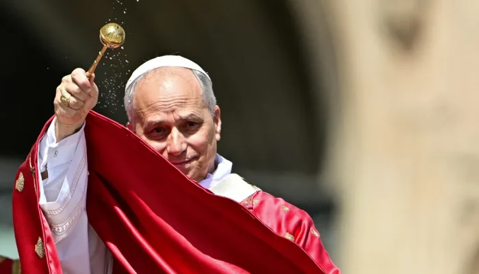 Vaticano mantém proibição de mulheres em cargos hierárquicos