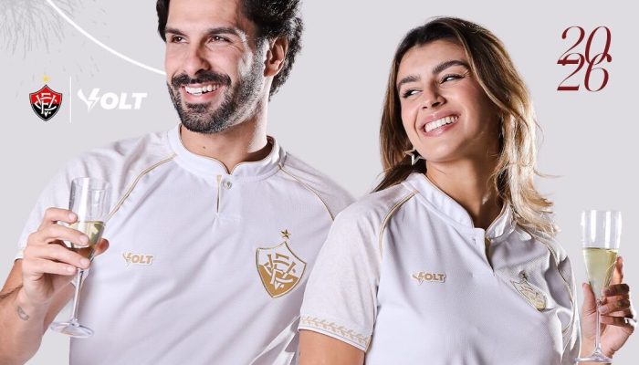 Vitória apresenta camisa especial de Réveillon