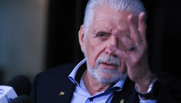 Wagner diz que candidatura de Flávio pode ter impactos na