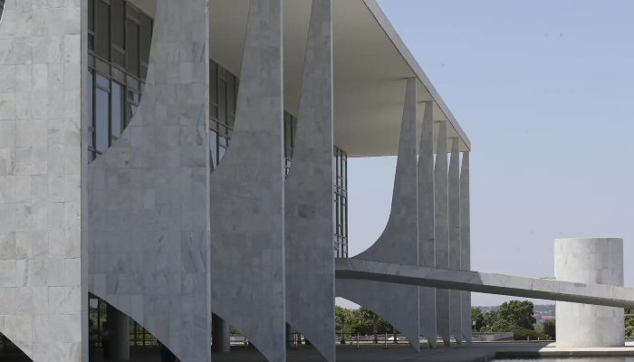 fachada_do_palacio_do_planalto_antcrz_abr_2709221136.jpg