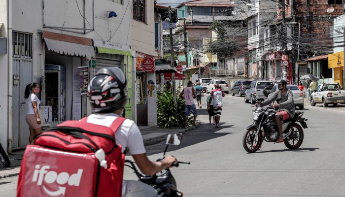 iFood libera bônus de até R$ 3 mil para entregadores