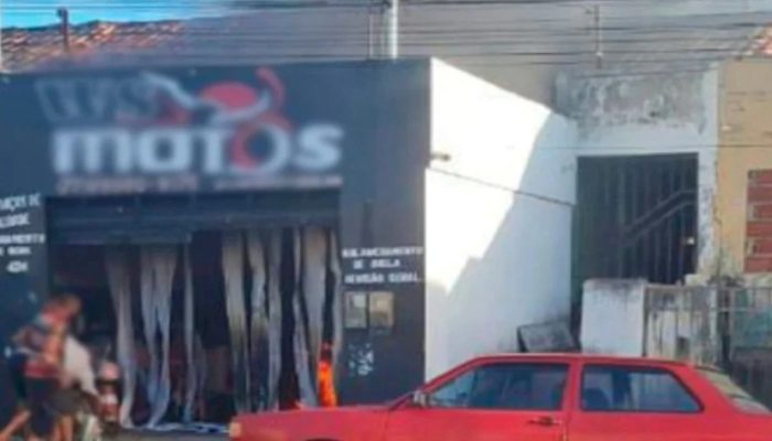 incendio-loja-de-motociclteas-em-brumado-foto-reproducaoa-chei-sudoeste-.jpg