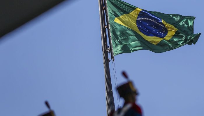 mastro_da_bandeira_3008221989.jpg