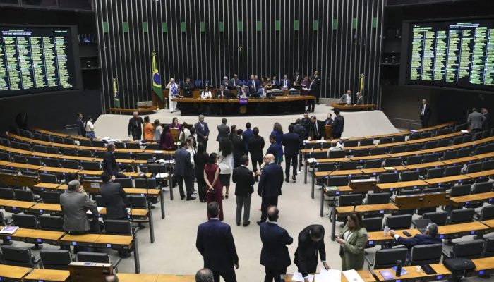 plenario-camara-dos-deputados-sessao-conjunta-ldo-2026-jonas-pereira-agencia-senado-4-dez-2025.jpg