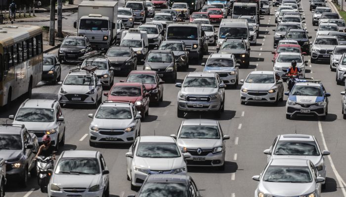 saiba o que os motoristas devem fazer para evitar multa